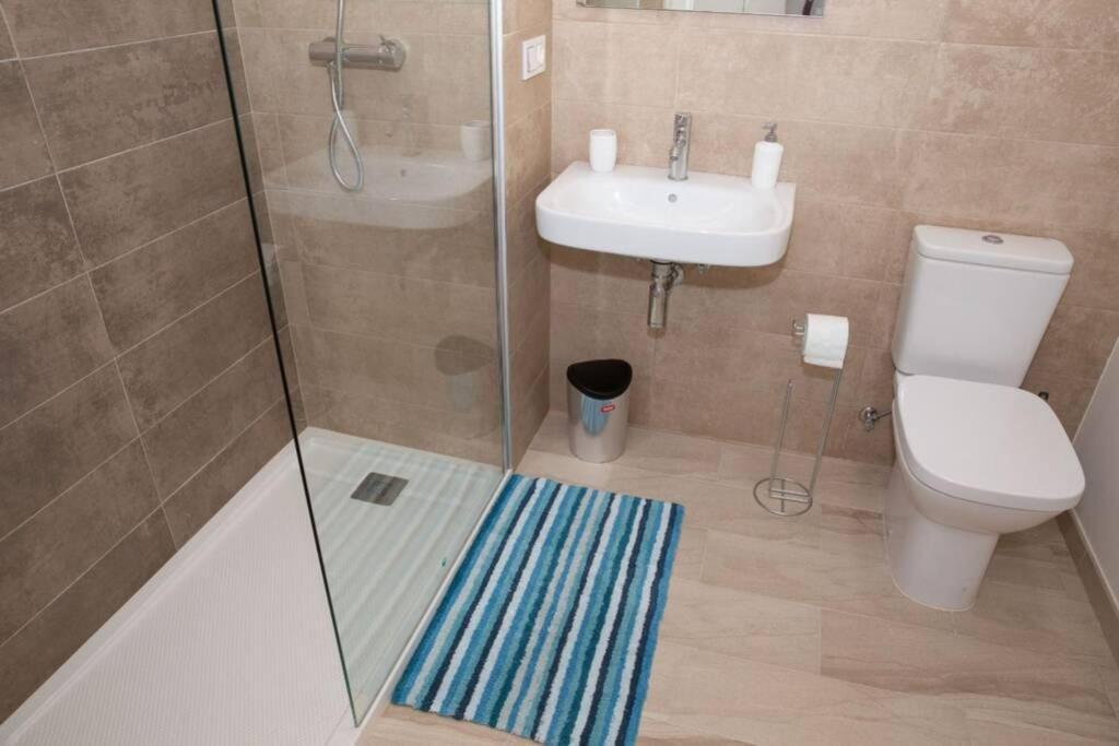 Apartment Rosa - Brand New 2 Bedroom Apartment In Cantal Homes, Ventanicas, موخاكار المظهر الخارجي الصورة