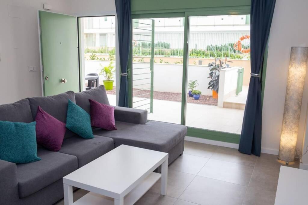 Apartment Rosa - Brand New 2 Bedroom Apartment In Cantal Homes, Ventanicas, موخاكار المظهر الخارجي الصورة