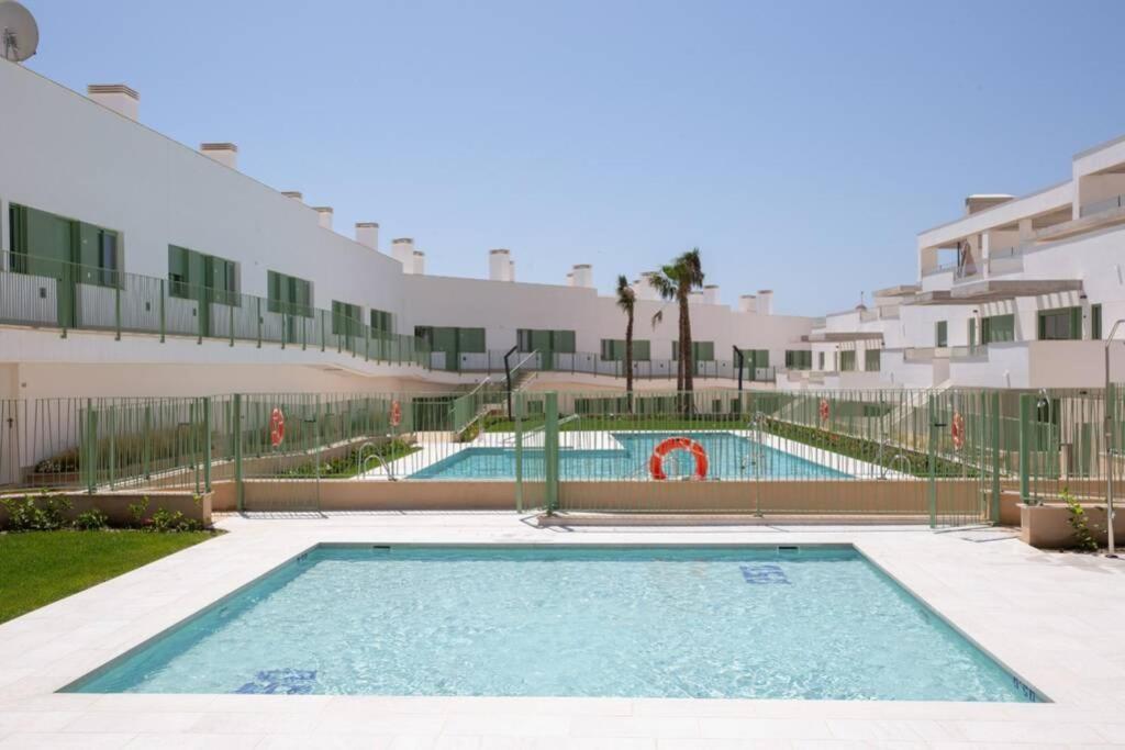 Apartment Rosa - Brand New 2 Bedroom Apartment In Cantal Homes, Ventanicas, موخاكار المظهر الخارجي الصورة